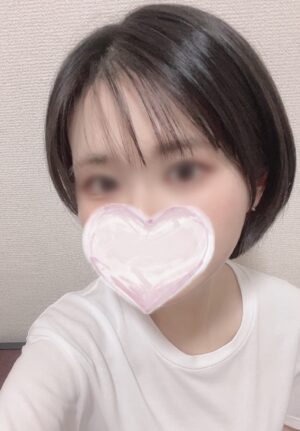 汐見なぎ AGE 22